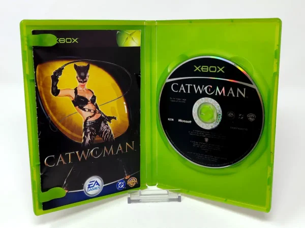 Interior del juego Catwoman (ESP) para XBOX con disco y manual
