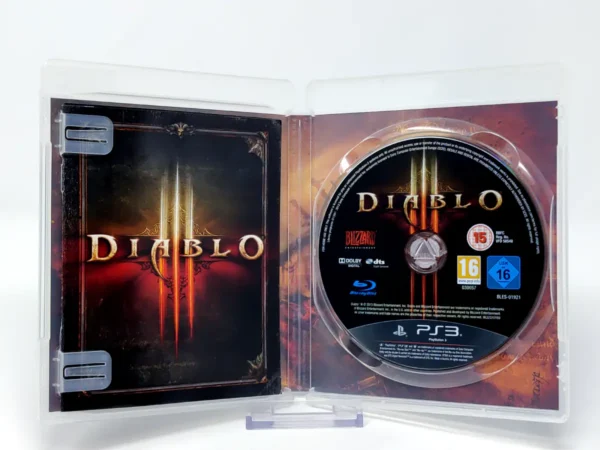 Interior del juego Diablo III (ITA) para PlayStation 3 con disco y manual