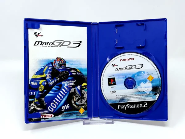 Interior del juego MotoGP 3 (FRA) para PlayStation 2 con disco y manual