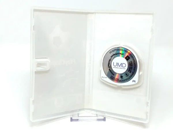 Interior del juego PlayChapas Football Edition (ESP) (Promo) para PSP con disco y manual