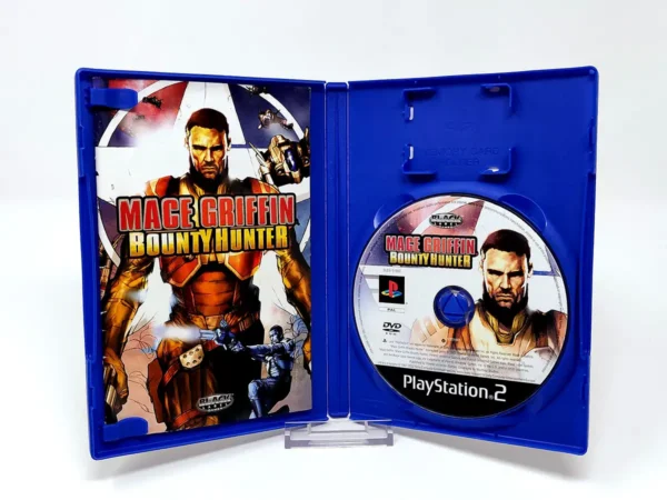 Interior del juego Mace Griffin: Bounty Hunter (UK) para PlayStation 2 con disco y manual