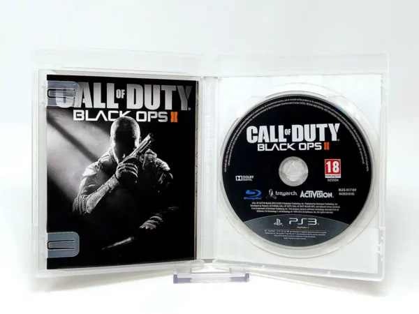 Interior del juego Call of Duty: Black Ops II (ESP) (v1) para PlayStation 3 con disco y manual