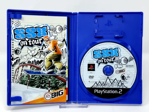 Interior del juego SSX on Tour (FRA) para PlayStation 2 con disco y manual