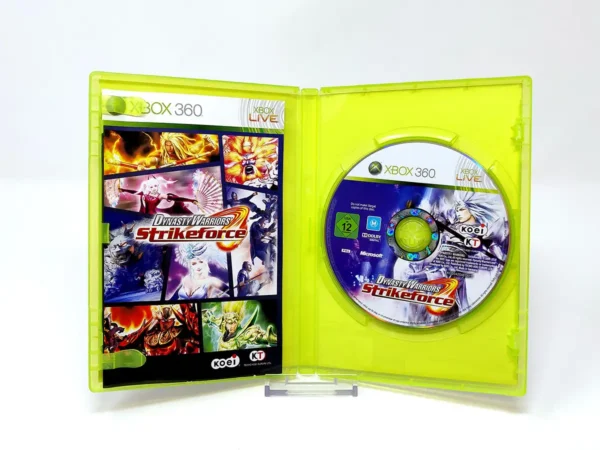 Interior del juego Dynasty Warriors: Strikeforce (ESP) para XBOX 360 con disco y manual