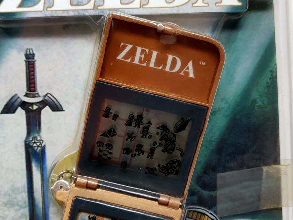 Lateral de la caja de Mini Classics Zelda (ESP) para Nintendo Game & Watch