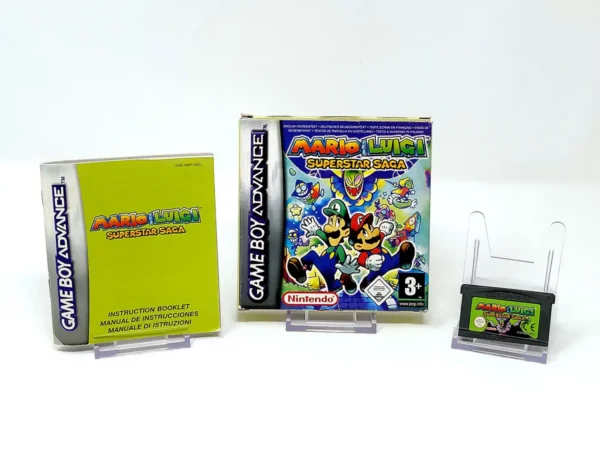Interior del juego Mario & Luigi: Superstar Saga para Nintendo Game Boy Advance con disco y manual