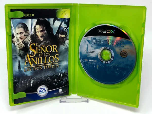 Interior del juego El Señor de los Anillos: Las Dos Torres (ESP) para XBOX con disco y manual