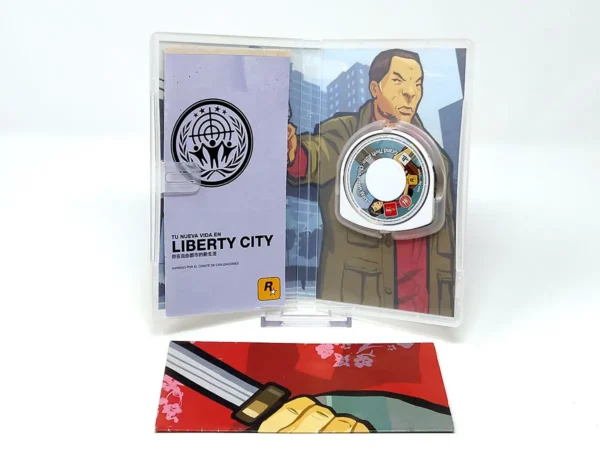 Interior del juego Grand Theft Auto: Chinatown Wars (ESP) (Con Mapa) para PSP con disco y manual