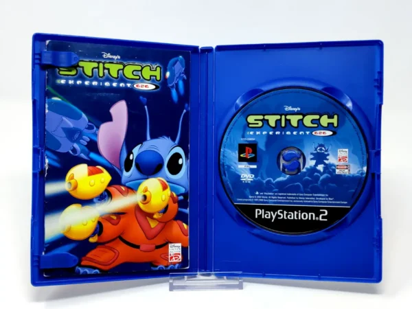Interior del juego Disney's Stitch: Experiment 626 (ESP) para PlayStation 2 con disco y manual