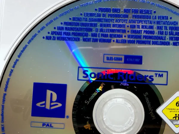 Interior del juego Sonic Riders (EUR) (Promo) para PlayStation 2 con disco y manual
