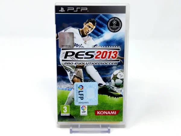 Portada de Pro Evolution Soccer 2013 (ESP) para PSP, edición PAL España, de segunda mano