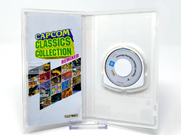 Lateral de la caja de Capcom Classics Collection Remixed (Essentials) (ESP) para PSP