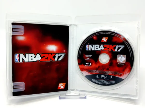 Interior del juego NBA 2K17 (ESP) para PlayStation 3 con disco y manual