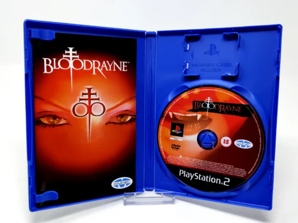 Interior del juego BloodRayne (ESP) para PlayStation 2 con disco y manual