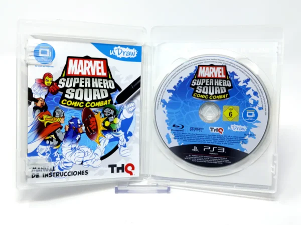 Interior del juego Marvel Super Hero Squad: Comic Combat (ESP) para PlayStation 3 con disco y manual