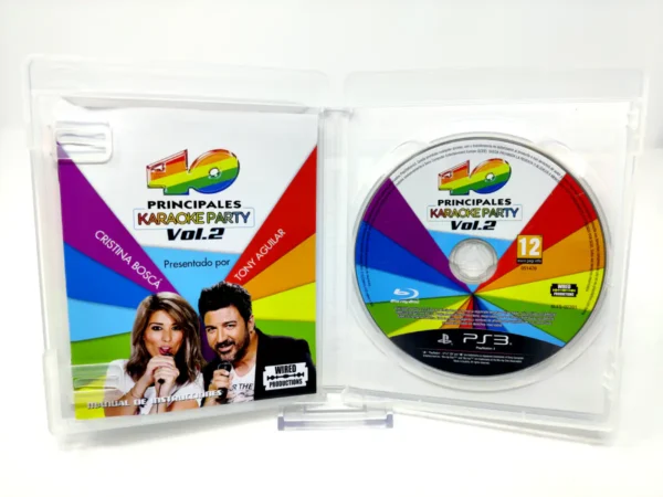 Interior del juego Los 40 Principales: Karaoke Party Vol. 2 (ESP) para PlayStation 3 con disco y manual