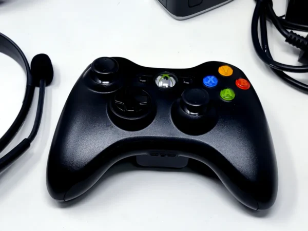 XBOX 360 SLIM 250GB (Consola) (Bundle Pack) para XBOX 360, edición PAL España, de segunda mano
