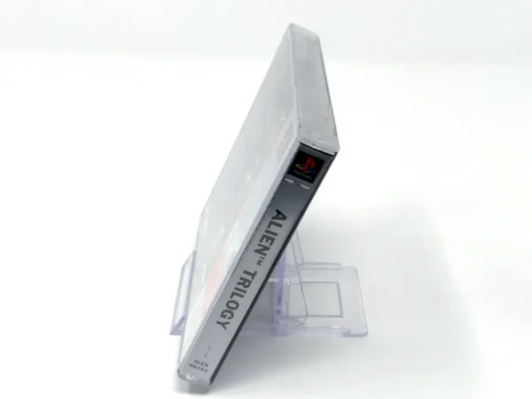Interior del juego Alien Trilogy (ESP) (Platinum) para PlayStation con disco y manual