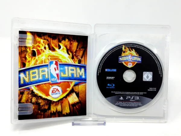 Interior del juego NBA Jam (ESP) para PlayStation 3 con disco y manual