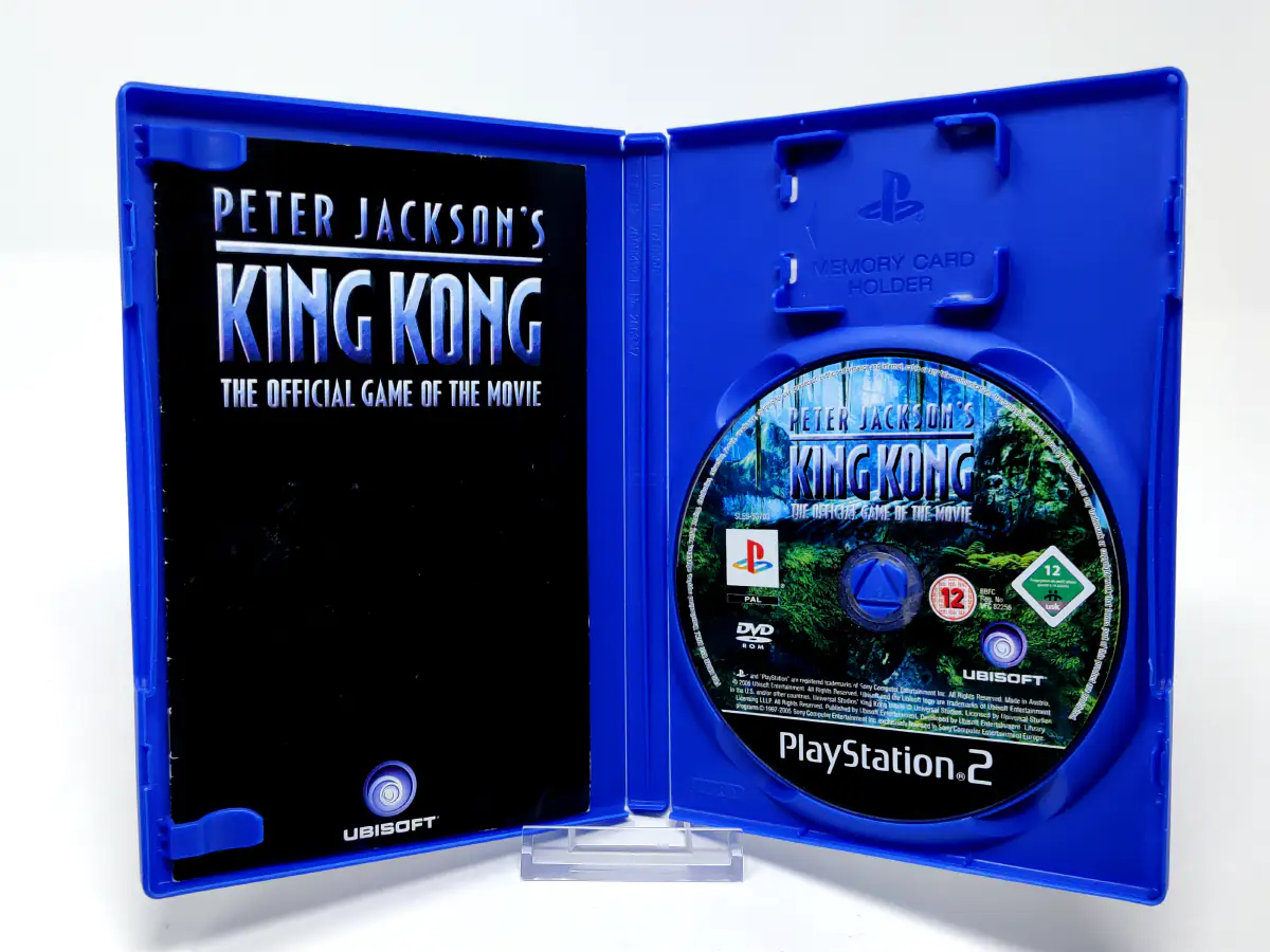 Interior del juego Peter Jackson's King Kong: The Official Game of the Movie (ESP) para PlayStation 2 con disco y manual