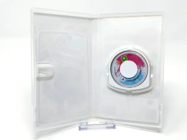 Interior del juego LittleBigPlanet (ESP) (Essentials) (Rebajado) para PSP con disco y manual