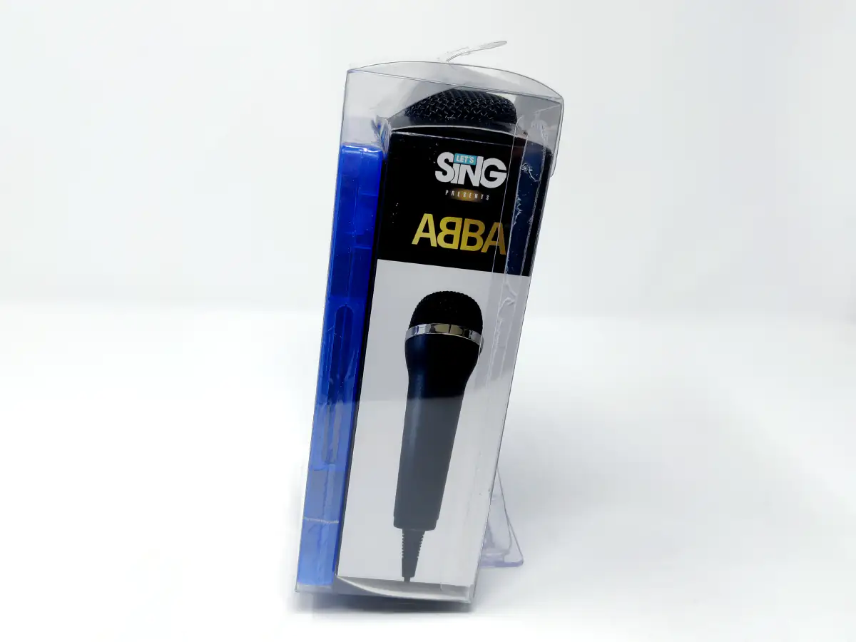 Otro detalle del juego Let's Sing ABBA + 2 Micros (ESP) (Precintado) para PlayStation 4
