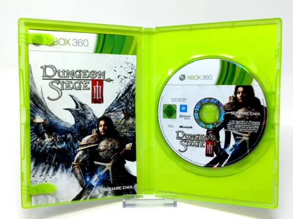 Interior del juego Dungeon Siege III (UK) para XBOX 360 con disco y manual