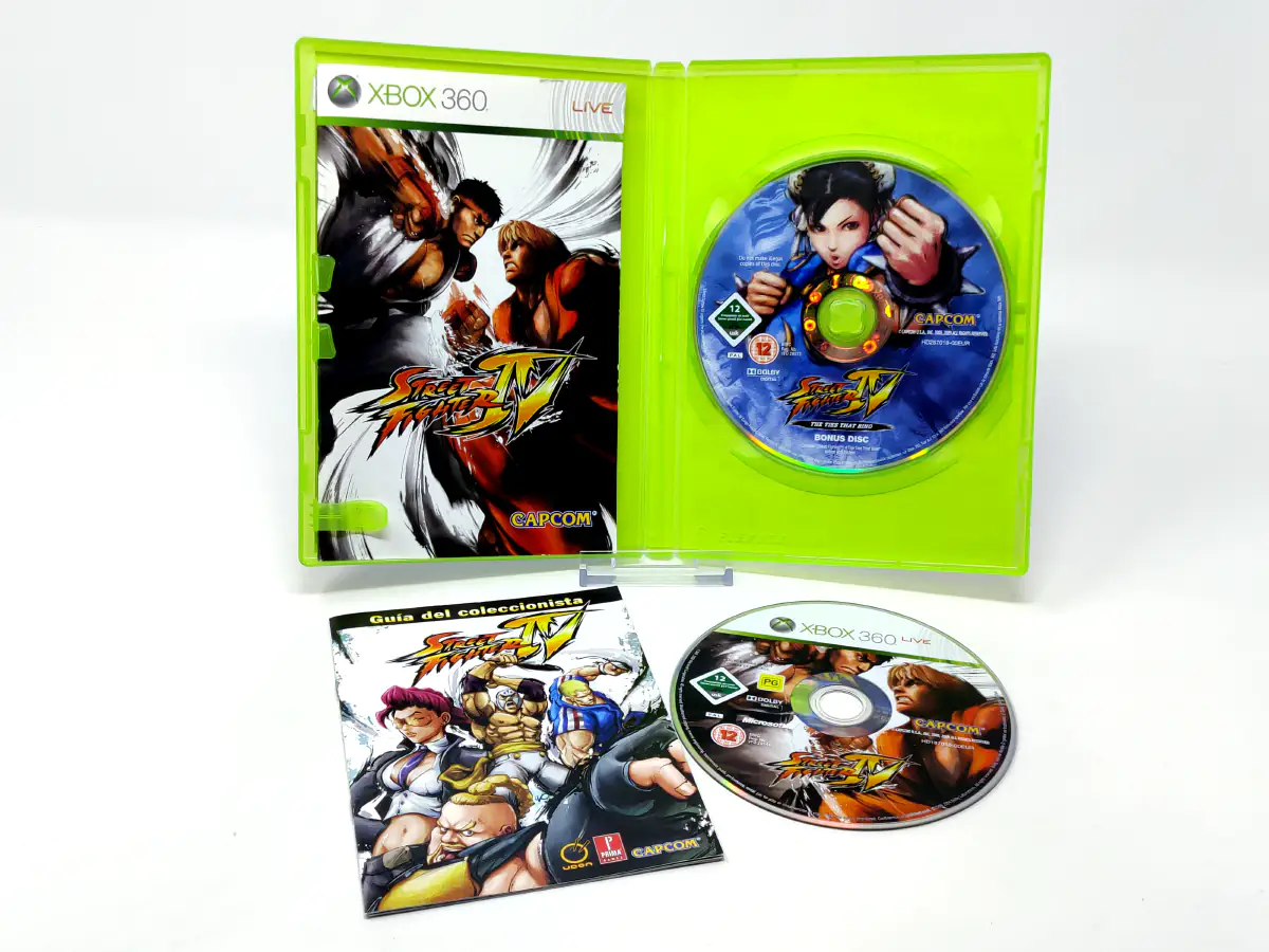 Interior del juego Street Fighter IV (ESP) para XBOX 360 con disco y manual