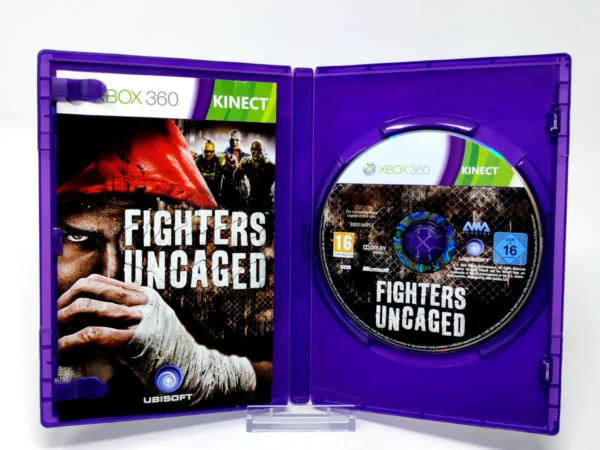 Interior del juego Fighters Uncaged (UK) para XBOX 360 con disco y manual