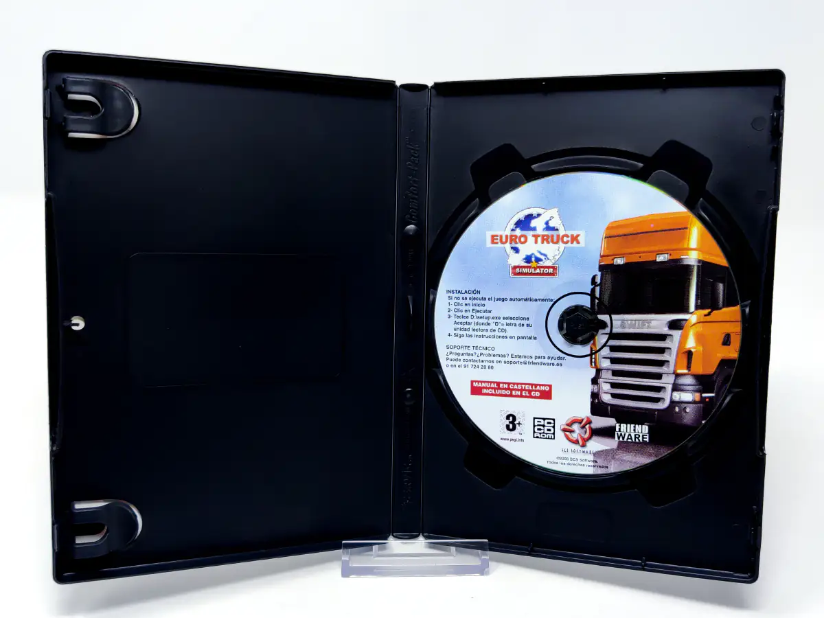 Interior del juego Euro Truck Simulator (ESP) para PC con disco y manual