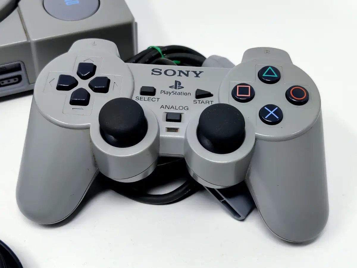 Sony PlayStation 1 (Consola) (SCPH-9002) (Rebajada) para PlayStation 1, edición PAL España, de segunda mano