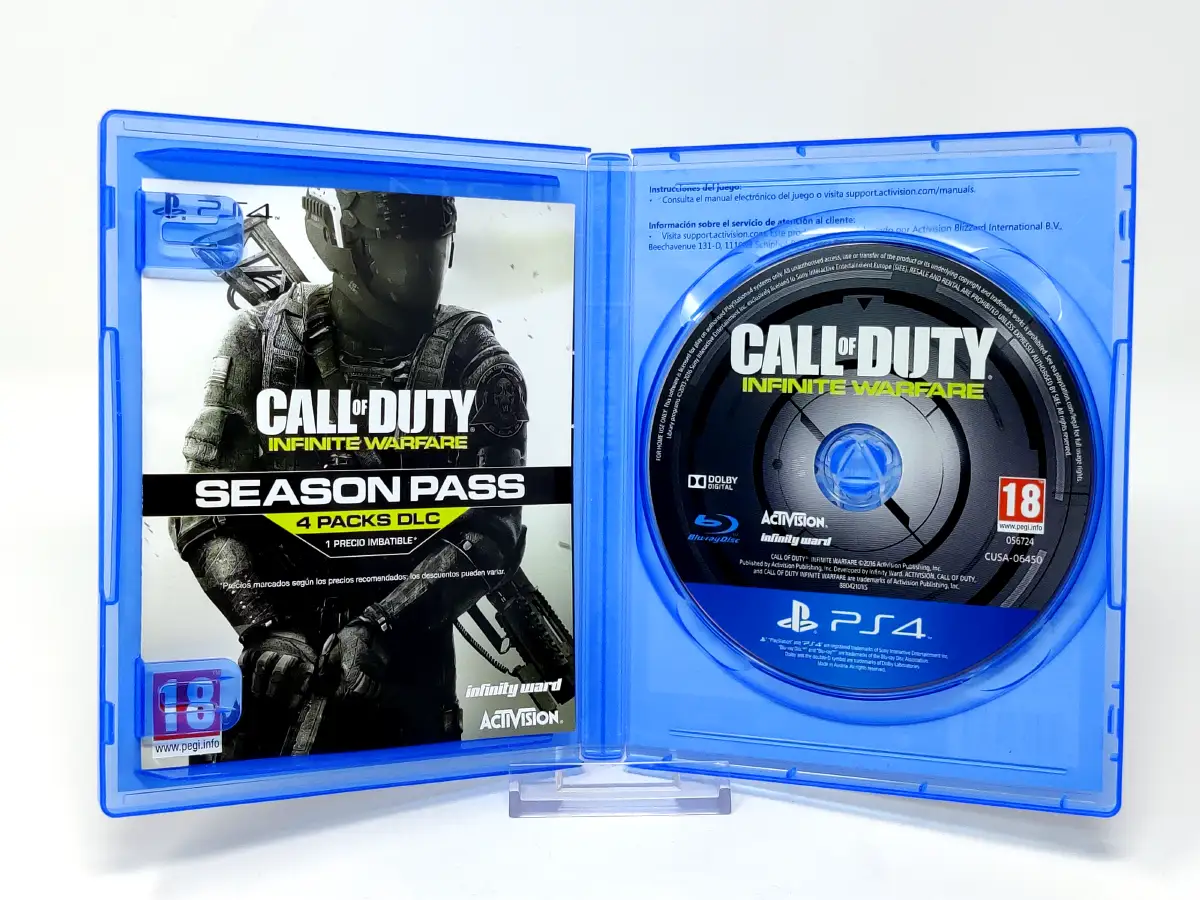 Interior del juego Call of Duty: Infinite Warfare (ESP) para PlayStation 4 con disco y manual