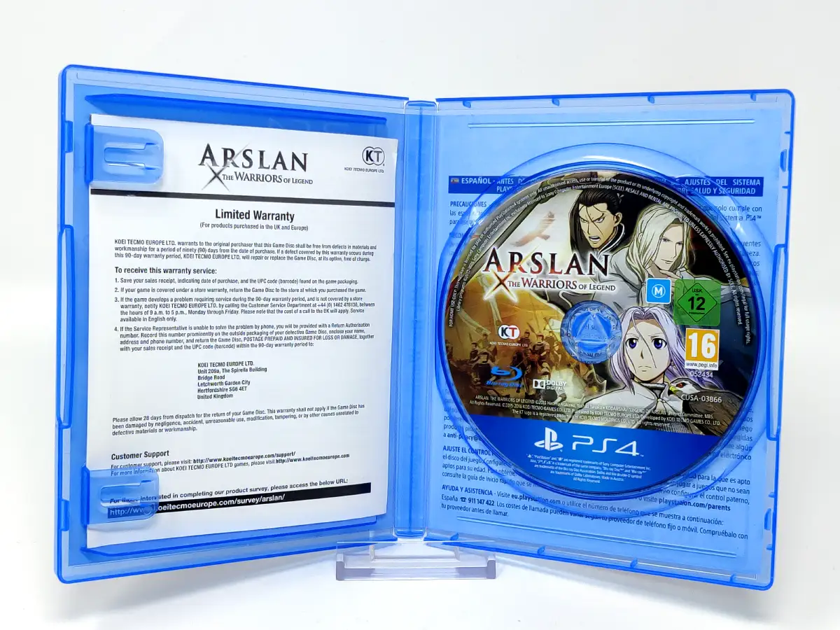 Interior del juego Arslan: The Warriors of Legend (ESP) para PlayStation 4 con disco y manual