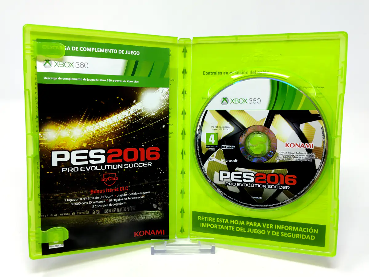 Interior del juego PES 2016: Pro Evolution Soccer (ESP) para XBOX 360 con disco y manual