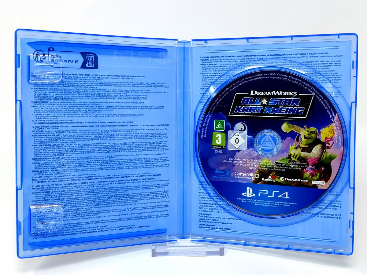 Interior del juego DreamWorks All-Star Kart Racing (ESP) para PlayStation 4 con disco y manual
