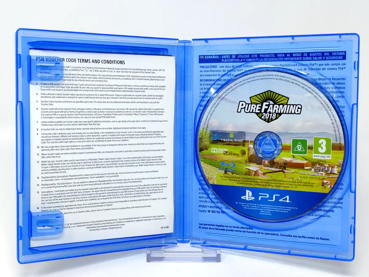 Interior del juego Pure Farming 2018 (ESP) para PlayStation 4 con disco y manual