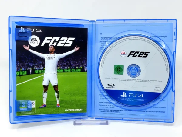 Interior del juego EA SPORTS FC 25 (ESP) para PlayStation 4 con disco y manual