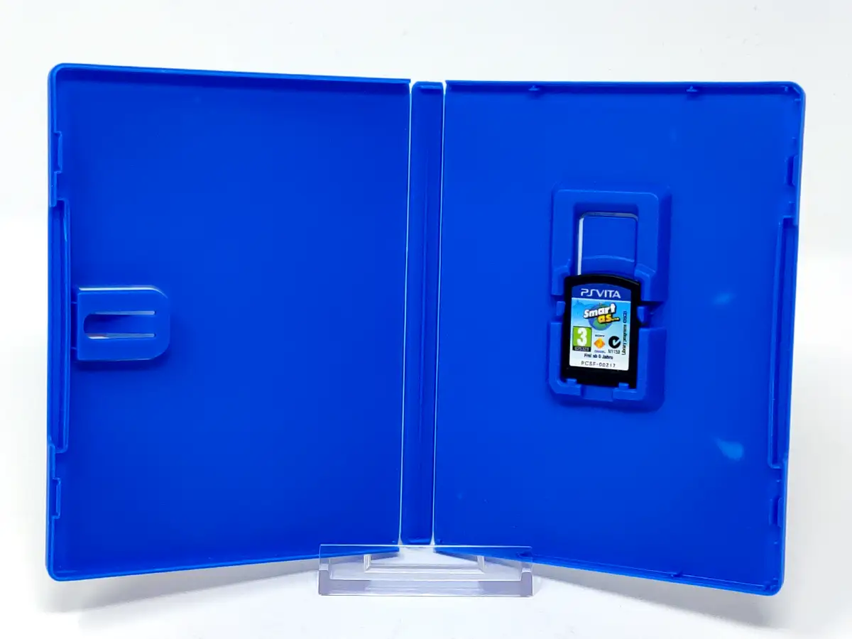 Interior del juego Smart as... (ESP) para PS Vita con disco y manual