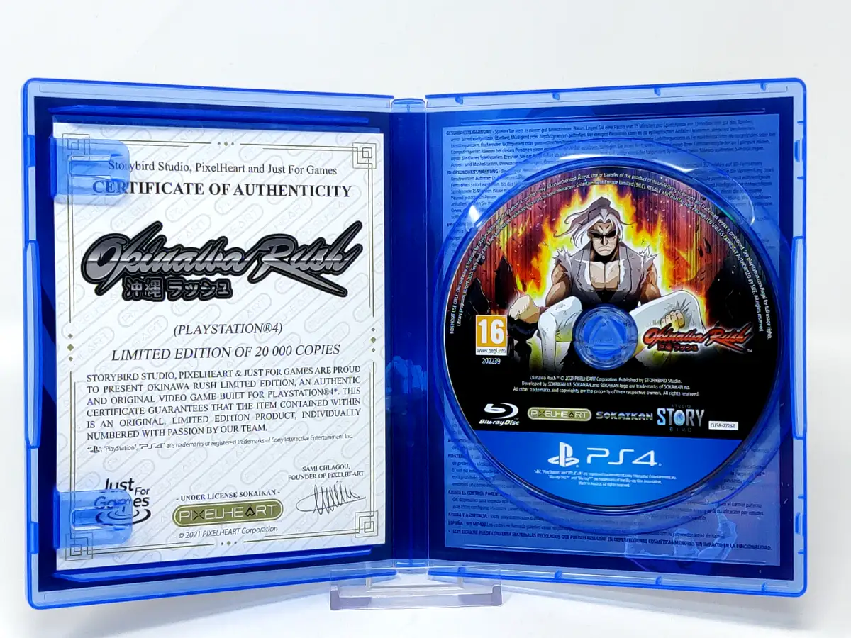 Interior del juego Okinawa Rush (ESP) para PlayStation 4 con disco y manual