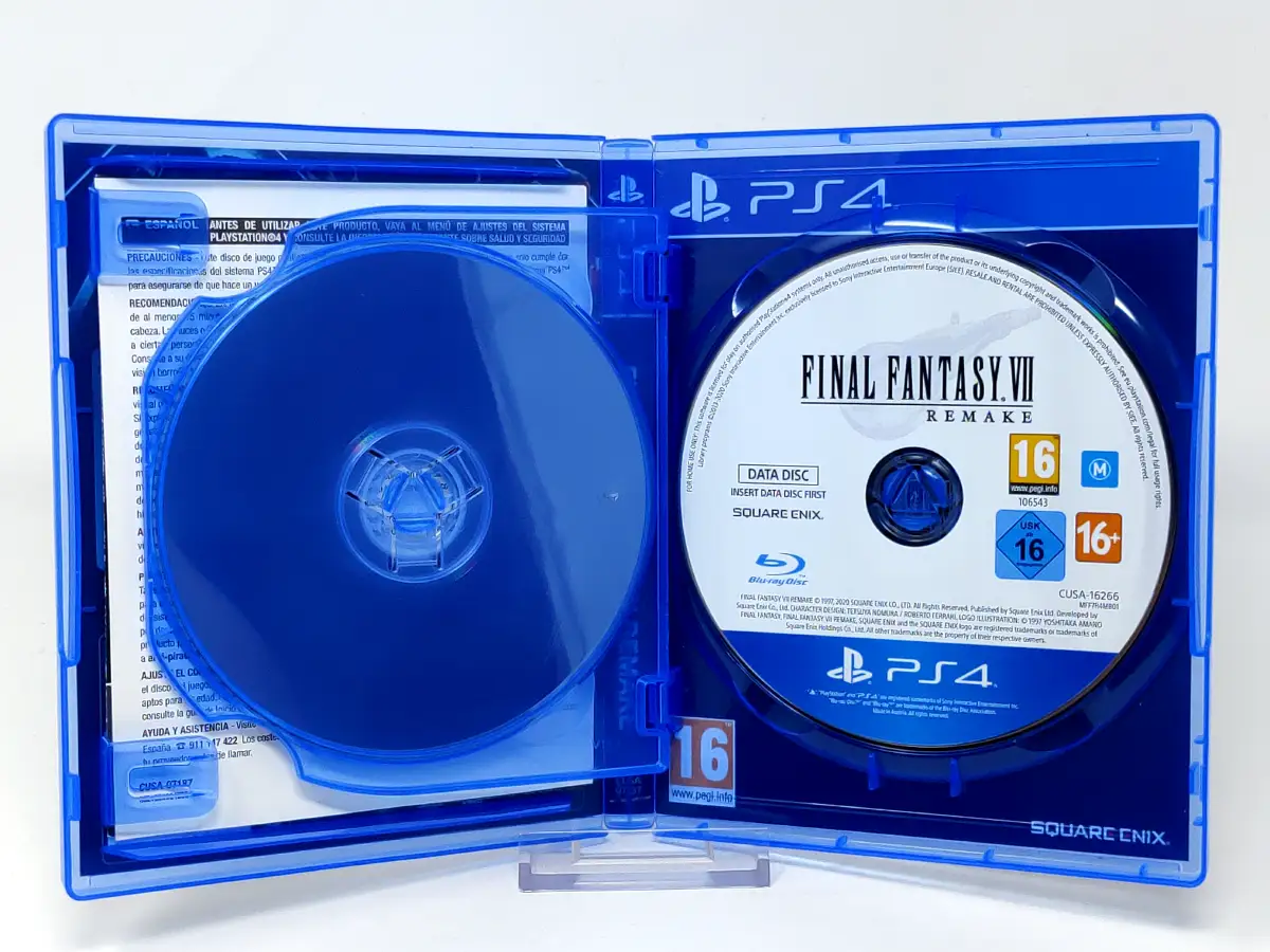 Lateral de la caja de Final Fantasy VII Remake (ESP) para PlayStation 4