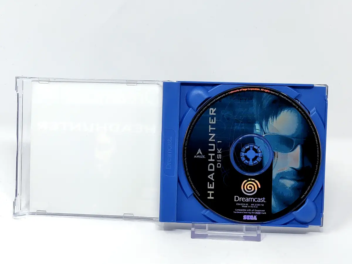 Interior del juego Headhunter (ESP) para Sega Dreamcast con disco y manual