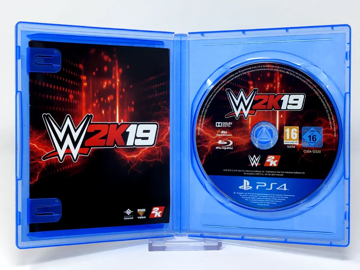 Interior del juego WWE 2K19 (ESP) para PlayStation 4 con disco y manual