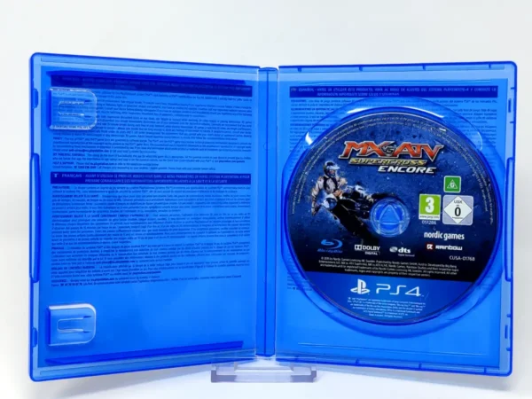Interior del juego MX vs. ATV Supercross Encore (ESP) para PlayStation 4 con disco y manual