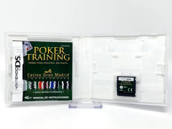 Interior del juego Poker Training (ESP) para Nintendo DS con disco y manual