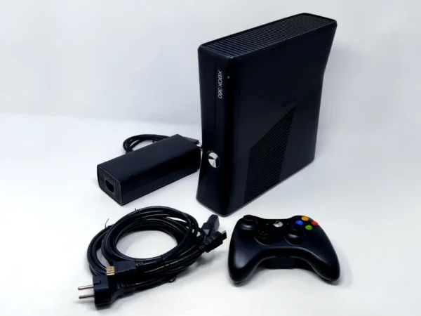 XBOX 360 SLIM 4GB (Consola) para XBOX 360, edición PAL EUR, de segunda mano