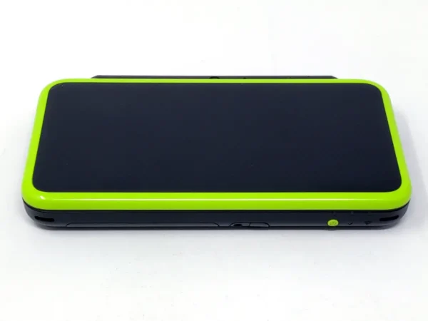 NEW 2DS XL Verde Lima + Estuche Protector (Consola) (JAN-001) para Nintendo 3DS, edición PAL España, de segunda mano