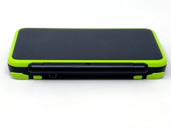 NEW 2DS XL Verde Lima + Estuche Protector (Consola) (JAN-001) para Nintendo 3DS, edición PAL España, de segunda mano