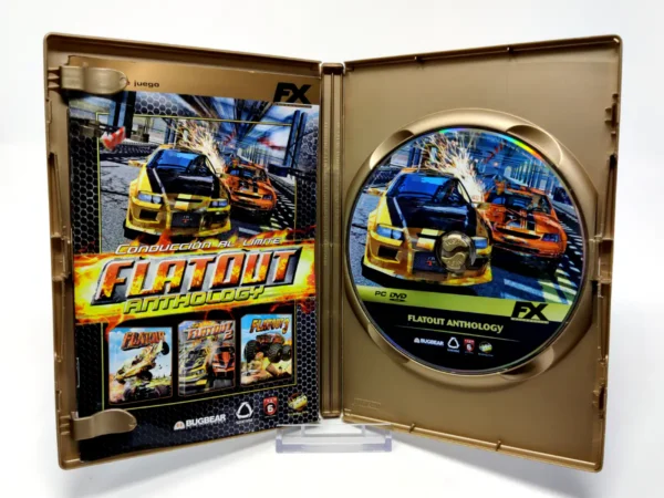 Interior del juego Flatout Anthology (ESP) para PC con disco y manual