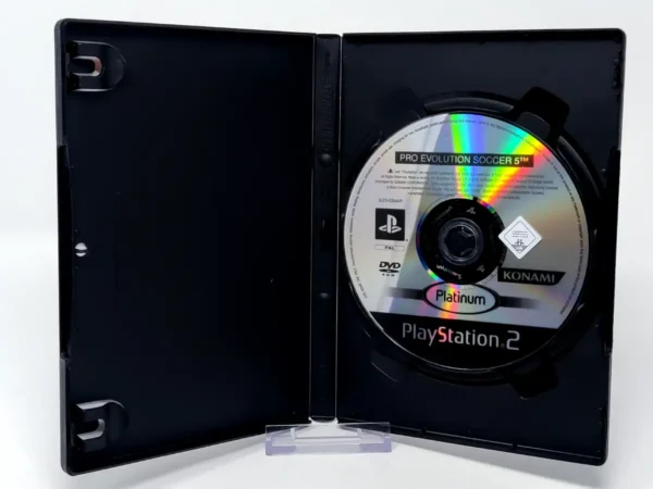 Interior del juego Pro Evolution Soccer 5 (ESP) (Platinum) (Rebajado) para PlayStation 2 con disco y manual