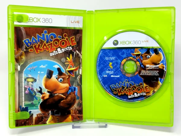 Interior del juego Banjo-Kazooie: Nuts & Bolts (UK) para XBOX 360 con disco y manual